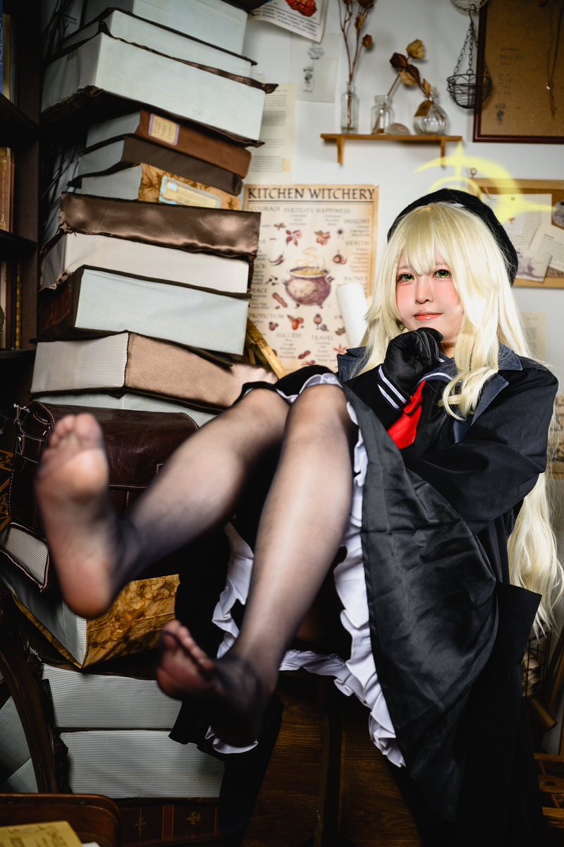 TeyanDay_cos's tweet photo. ✴︎cosplay✴︎

Blue Archive/ニヤニヤ教授

#コスプレみてってゃ
#BlueArchiveCosplay https://t.co/tdIDpgfMPs