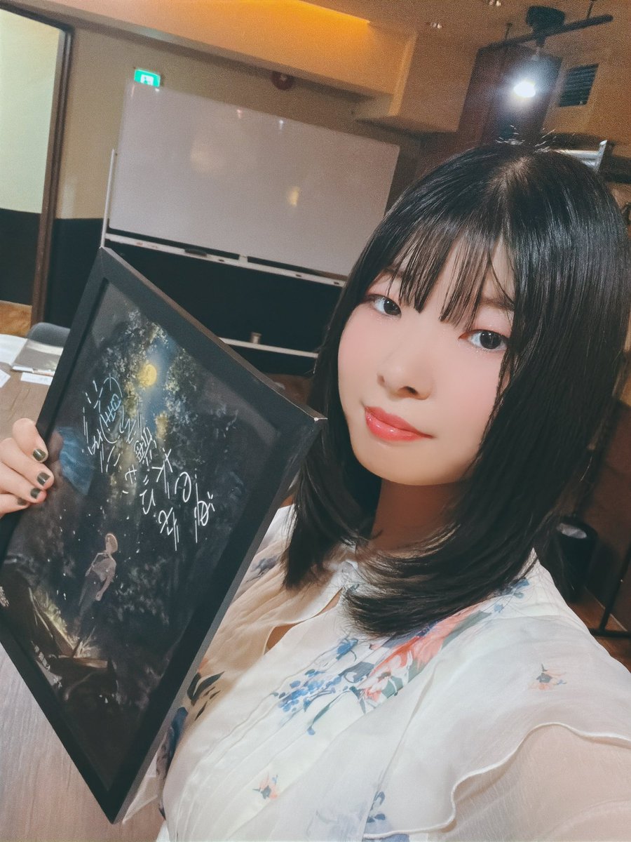 mk_rlgm's tweet photo. 本日は朝昼公演 あの木漏れ星にゆびきりを #こもれぼし のご案内でございました𖤐 ̖́-
卓によって雰囲気やロールプレイに違いがあって、毎回私もとても楽しんでおります😆
私がね…毎回泣きそうになっちゃうんですよね…ﾖｸﾅｲﾈ…
2公演連続同じシナリオは初だったけど、めちゃ楽しくてらぶ！ https://t.co/aDOWveC4Fg