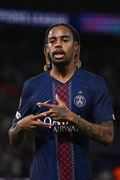 BlaugranaXtra_'s tweet photo. 🚨💣 MAJOR BREAKING: FC Barcelona are closely MONITORING Bradley Barcola, with PSG demanding €70M for him. 👀🔥

- L'Équipe 📰 https://t.co/9vGmRKkTN3