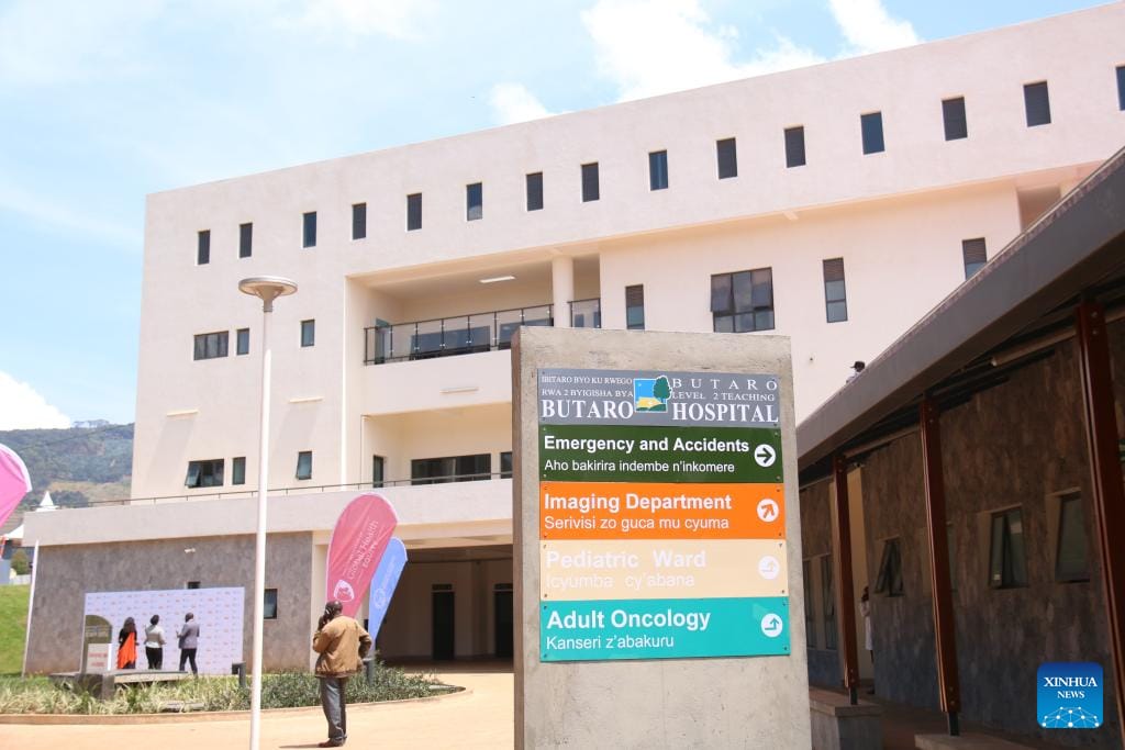 FaustinRuker's tweet photo. President Paul Kagame's vision transformed Rwanda from a country with severely damaged health facilities into one with modern referral, provincial, and district hospitals. https://t.co/ooPoj4dYNC