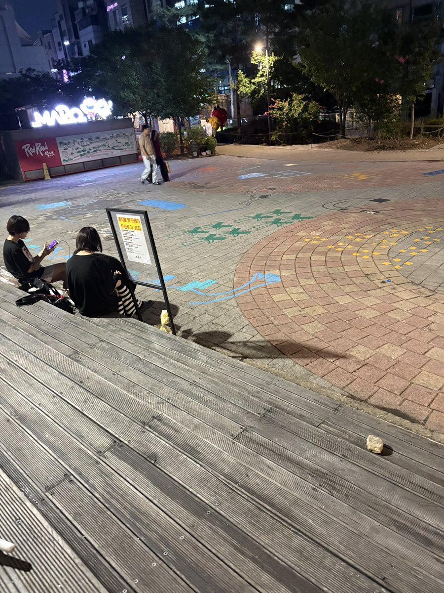 spon00000's tweet photo. 데크가 촉촉해연 https://t.co/ghAEp4CKIR