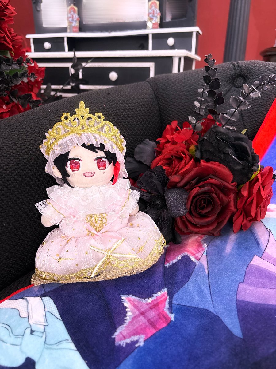 ntm___416's tweet photo. 祭壇にいたお姫様です😺
前髪流してみました https://t.co/SCs50WDxNl