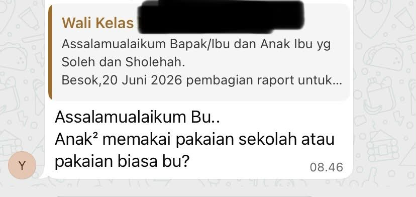 Smash1014314's tweet photo. Seberapa darurat membaca Indonesia??? Ni contoh nyata di grup sekolah anakku. Kalo emaknya modelan begini, udah kebayang ya anaknya gimana.
Padahal wali kelas udah ngasi informasi lengkap. Bahkan ybs nge-reply chatt informasi itu.
Pngen gw bales “DIBACAA GOBLOOOKKK!!”

Dulu di sekolah ada pelajaran membaca cepat. Tujuannya bukan sekedar melihat tulisan, tp jg melatih penalaran.
Dan mnrtku, di era teknologi skrg ini, kita memang dimanjakan dgn tayangan video, 

terutama video berdurasi singkat. Ini bikin rentang fokus kita smakin pendek. Paling sering aku liat org2 komen di video masak yg di caption jelas2 tertulis resepnya. Tp msh ada aja komen minta resep.
Jd masih mau denial darurat baca?!🙂

cc:threadwhatsup.kibo