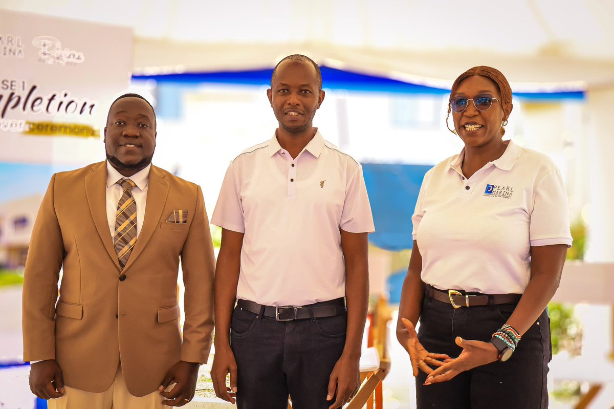 Prop360Degrees's tweet photo. Another milestone for Uganda’s evolving real estate landscape. 
With @PearlMarinaUG being part of our partners, Property 360 was honored to witness the official completion of Pearl Marina Estates and the handover of Riviera Residences Phase 1, this milestone continues to redefine modern waterfront living in Uganda.
The event brought together key stakeholders including Project Engineer Innocent, Project Architect John Paul, the Centum Real Estate and Pearl Marina Estates leadership teams, Centum Group MD Ken Mbae, and Head of Marketing Sylvia Alal.
Witnessing homeowners take possession of a development that is steadily shaping the future of lakeside living. 
#Property360 #PearlMarinaEstates #RivieraResidences #WaterfrontLiving #RealEstateUganda