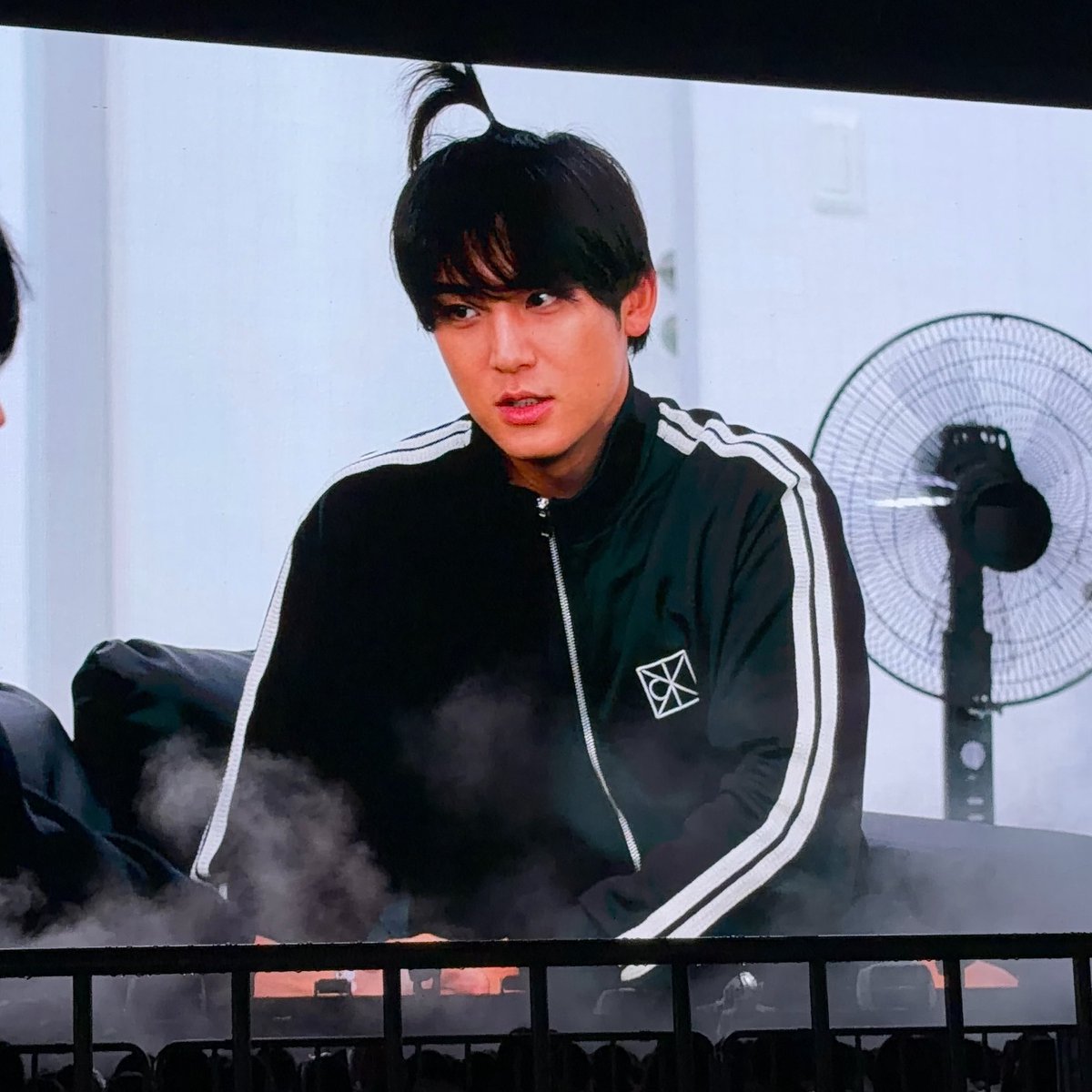 minwonjib's tweet photo. mingyu apple 🍎 https://t.co/XQLznBODAz