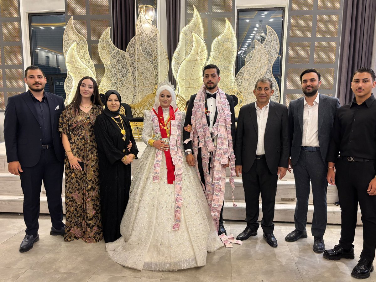 AtillaMenderes's tweet photo. Kızıltepe eşraflarından ve İşadamı Dayıoğlu Mehmet Salih KAHRAMAN’IN Kıymetli evladı Halil’in Düğün merasimine katılıp mutluluklarına ailece iştirak ettik

Genç çiftimize ömür boyu mutluluklar diliyoruz https://t.co/281xdLDC02