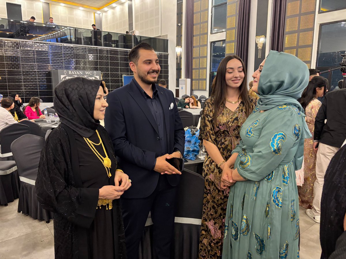 AtillaMenderes's tweet photo. Kızıltepe eşraflarından ve İşadamı Dayıoğlu Mehmet Salih KAHRAMAN’IN Kıymetli evladı Halil’in Düğün merasimine katılıp mutluluklarına ailece iştirak ettik

Genç çiftimize ömür boyu mutluluklar diliyoruz https://t.co/281xdLDC02