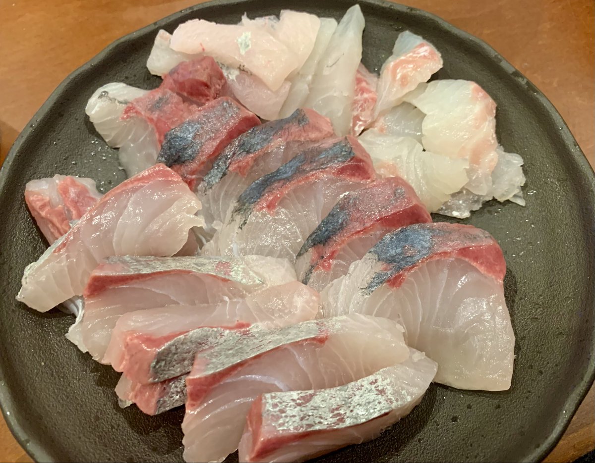 _red_devil_ao's tweet photo. 今日はガシラの煮付けと鯛の塩昆布和えを追加☺️ https://t.co/GeoLAJq7Hp