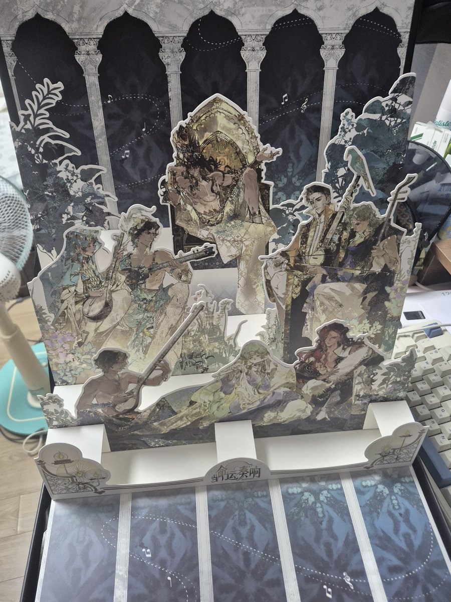 Master_of_abyss's tweet photo. 와 술겜 레코드판세트 산거왔는데 박스열자마자 이런광경을목도해서 감탄함 https://t.co/FdwsBQDL5k