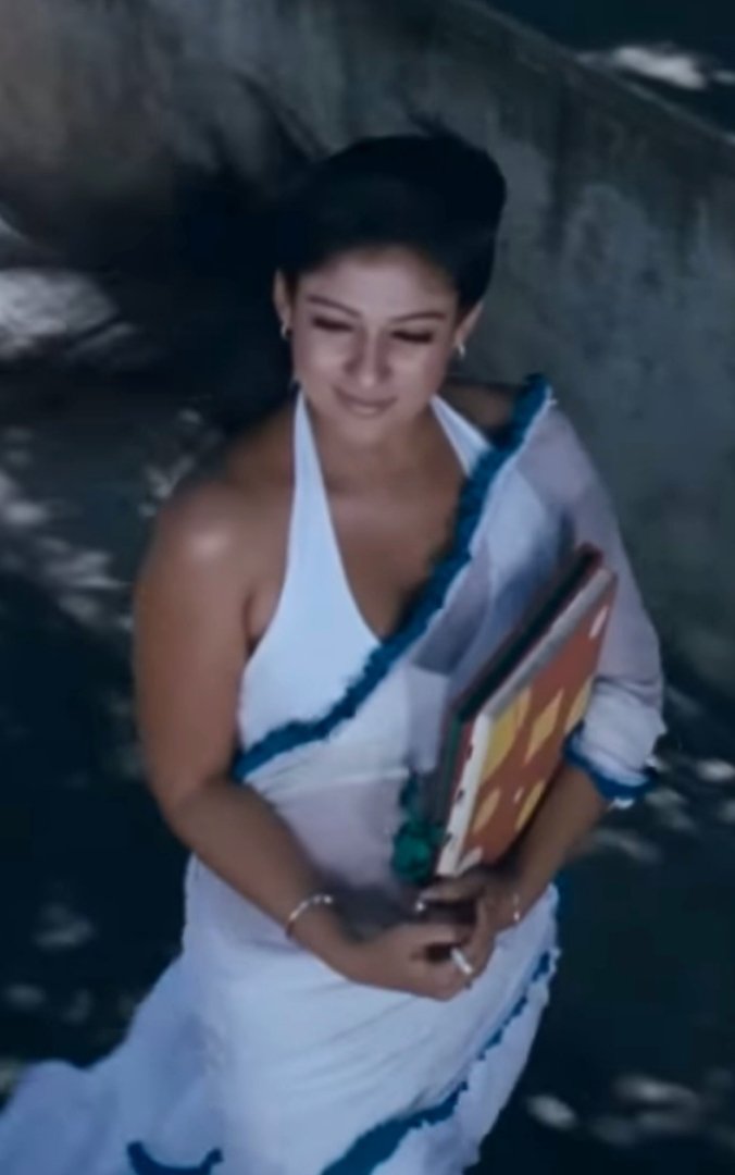 NayanStorm's tweet photo. Mallika Madam 🫠🤍

#Nayanthara https://t.co/qcfGwwo8vF