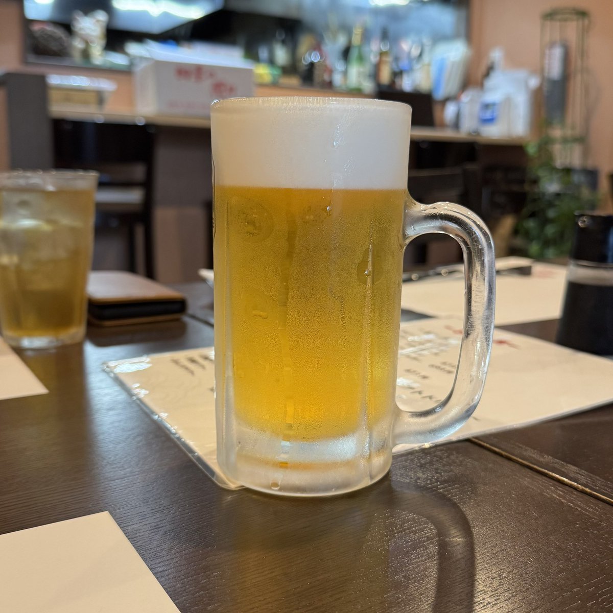 oshima_lunch's tweet photo. アサヒスーパードライ（ジョッキ）…693円
生レモンサワー…583円 https://t.co/ZTLbQVd5Eh