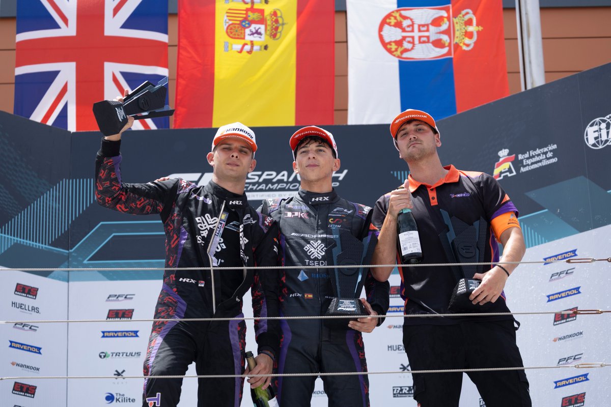 tecnicar_racing's tweet photo. REDEMPTION COMPLETED ✅

Double podium with Nacho Tuñon victory and a third position for Andrej Petrovic 

📱 @vinyi_arnau96
#E3 #E4 #Eurocup3 #Eurocup4 #F4Spain #SpanishF4 #TecnicarByAMTOG #TCode #RoadToF1 #SingleSeaters #WeLiveForRacing https://t.co/f209NXfQfF