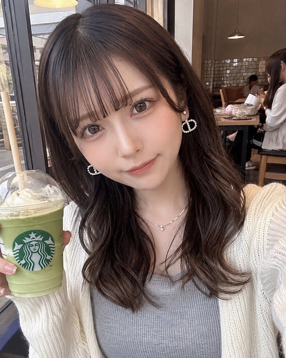 gT4nKKCBiZ8XIzT's tweet photo. おやすみさい🥺💗

今日もおじさまに見つけてもらえますように

40歳以上の人いますか？🙋‍♀️ https://t.co/XdjRe3quv3