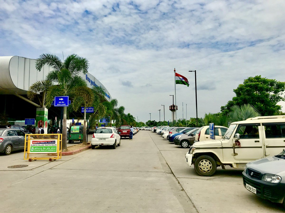 Thejharindex's tweet photo. @IndianTechGuide Ranchi Airport offers 9 minutes. https://t.co/DQduF6NlUS