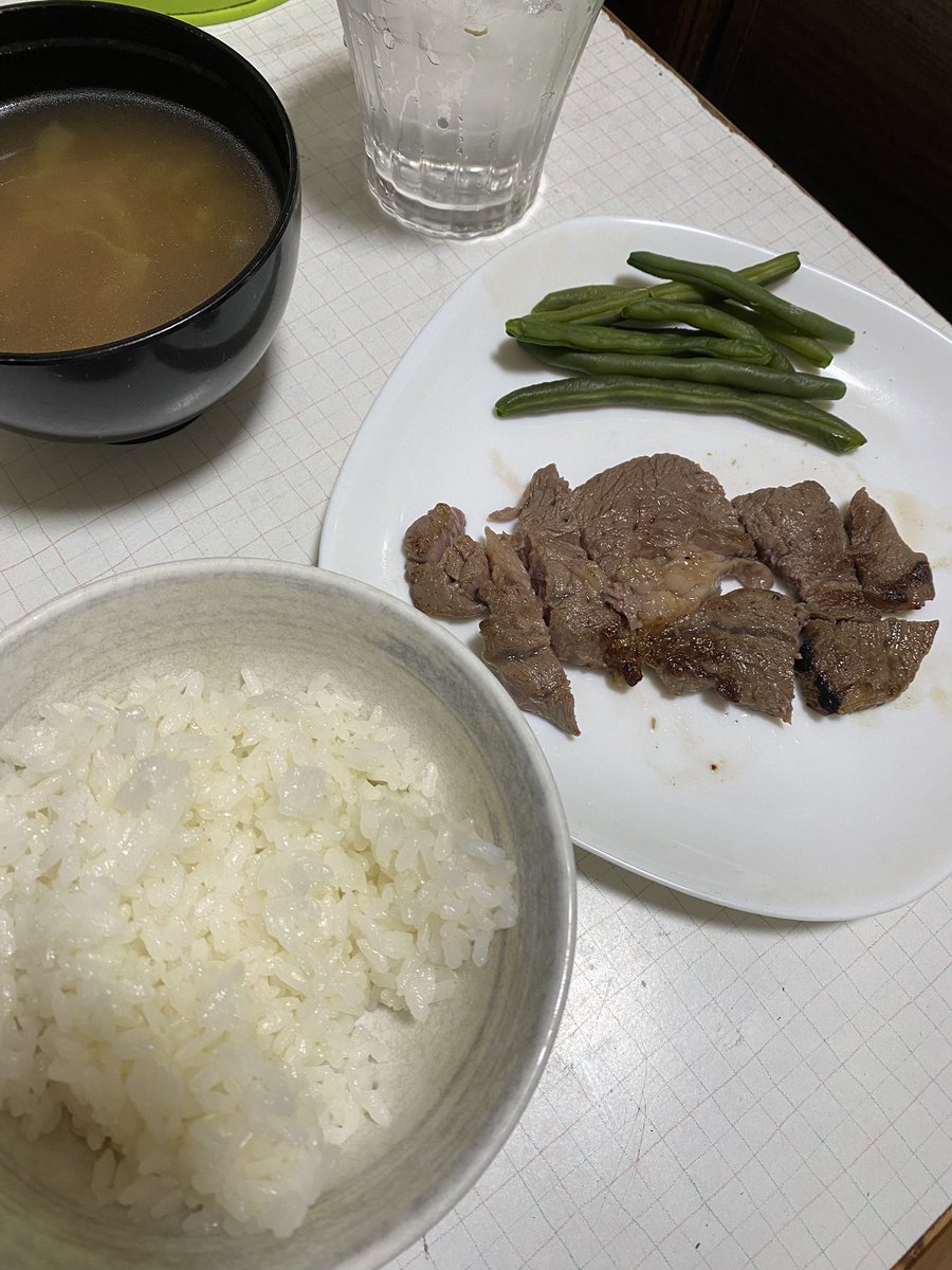 jam200620072008's tweet photo. 今日のすー https://t.co/BxNipQl9VU
