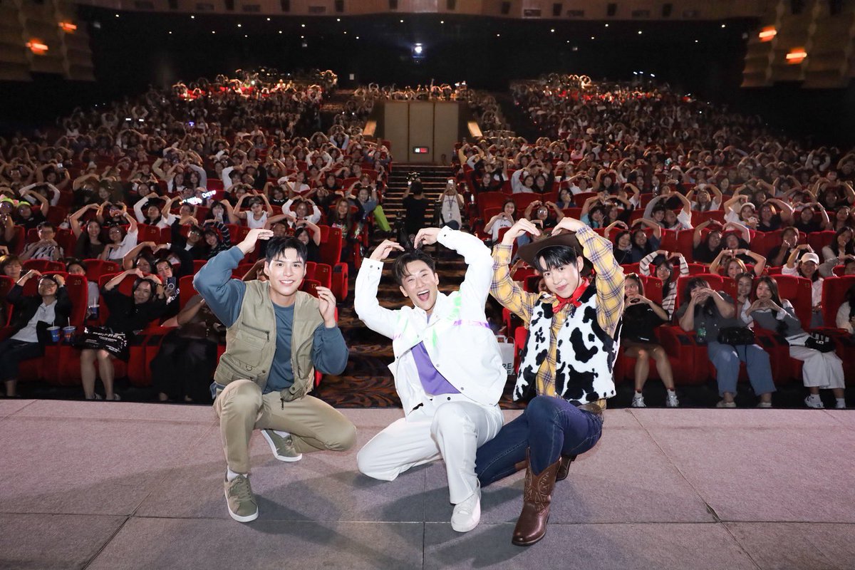 MajorGroup tweet picture