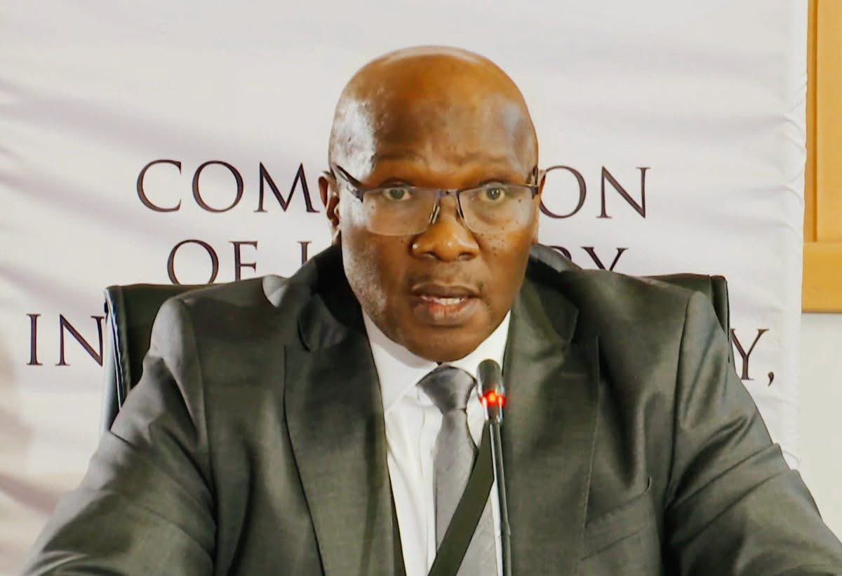 TsilisoT's tweet photo. Dear General Khumalo, you are doing a great job  for the country. The whole nation is behind you. Don’t give up, Sir👏 https://t.co/VJhtNweCsl