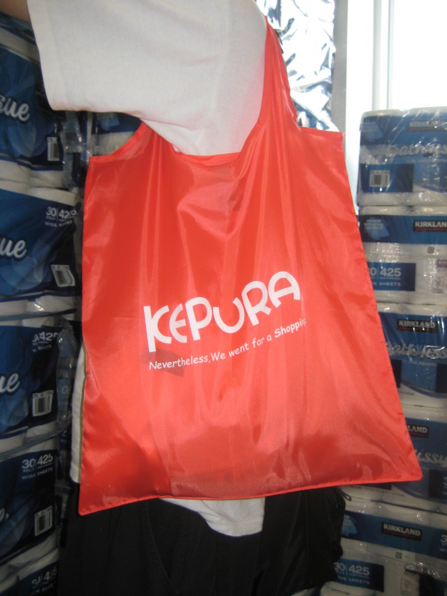 kepukepu_ra's tweet photo. NEW GOODS 🏊

夏の準備はできていますか？☀️

・Evidence T-shirt (Black/White)
・Swimmer Clear Pouch
・Black Denim Cap
・Nylon Shopping Bag

🗓️6/27〜
2man Tour 『Memory』
会場物販にて販売開始

#KEPURA
#Memory https://t.co/ShxBr7LxpL