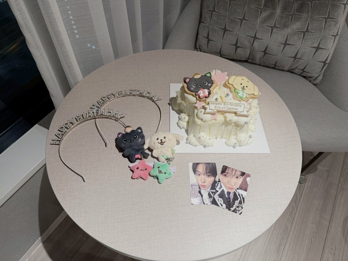 j_ae06's tweet photo. ┊        ┊       ┊       ☆        ┊
┊        ┊       ┊                ˚  ☆
┊        ┊       ☆       ₊       ⊹ 
☆    ₊   ┊    .
     ⊹    ☆    𝑯𝒂𝒑𝒑𝒚 𝑩𝒊𝒓𝒕𝒉𝒅𝒂𝒚 𝑱𝑨𝑬𝑯𝑬𝑬

#재희가_태어난_가장_다정한_여름
#MyTreeJAEHEEDay
#ジェヒと迎える_青い季節 https://t.co/0Bj7EFLJvL