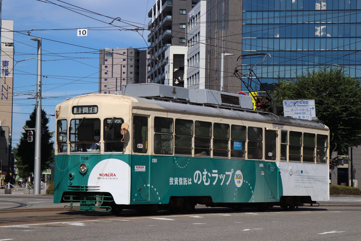 efWING7200's tweet photo. 去年はのむラップ(野村アセットマネジメント)スタンプラリーが4都市で開催されていたな https://t.co/H3dj9V4vDm