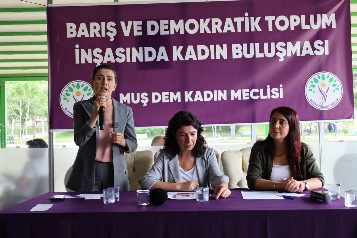 cicektuts's tweet photo. Barış ve Demokratik Toplum İnşasında Kadın Buluşmamız https://t.co/9GjMjHW7GG