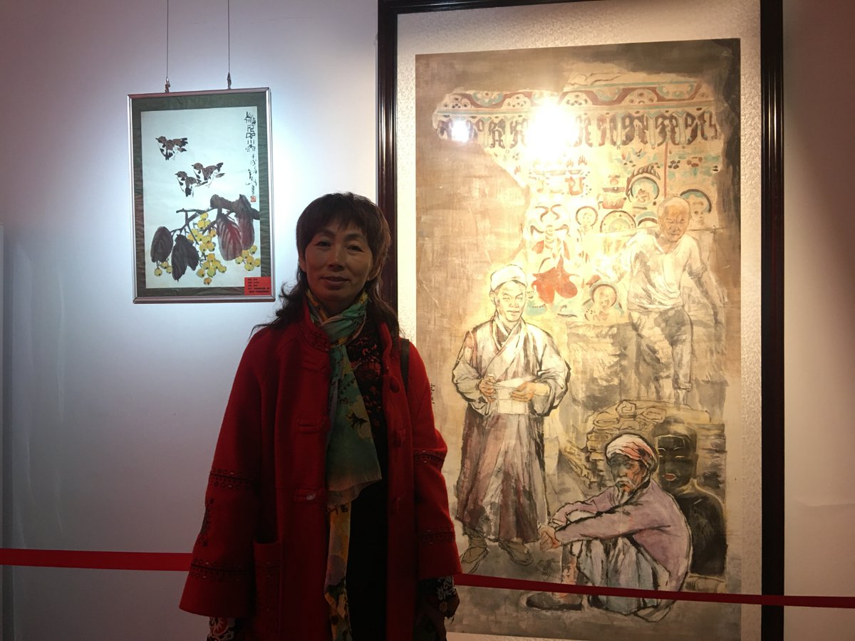 zfirst012's tweet photo. Just spent 2 hours getting lost in the tactile strokes of a local painter’s sketchbook at the neighborhood art pop-up—art hits different when you can feel the paper texture mid-view!， https://t.co/TBmYyQURKh