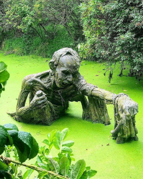 BiancoDavinci's tweet photo. The Ferryman's End Sculpture, Ireland. https://t.co/j0Q6th6xGF