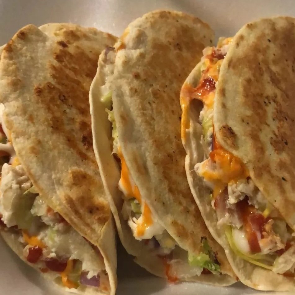 aylinsdiaries's tweet photo. Pastel ou Taco? https://t.co/Db8IutUFQY