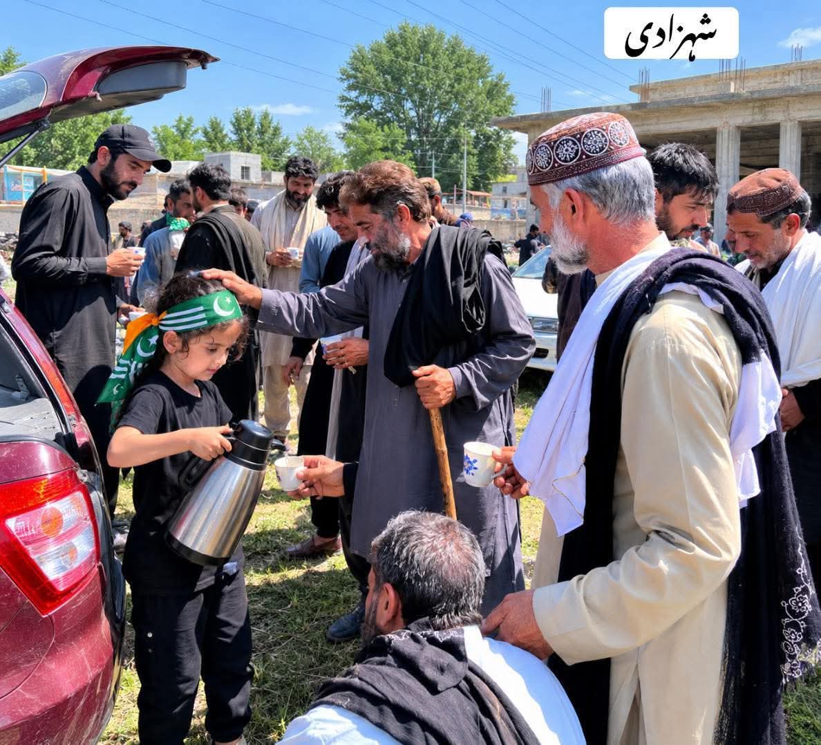Kashmirupdates9's tweet photo. سلام ہے اس قوم کے بچوں کو. یہ کشمیری ماوں. کی تربیت ہے❤️🫡
#actioncommitte #standwithkashmir #JAAC https://t.co/bFArM6cPSb