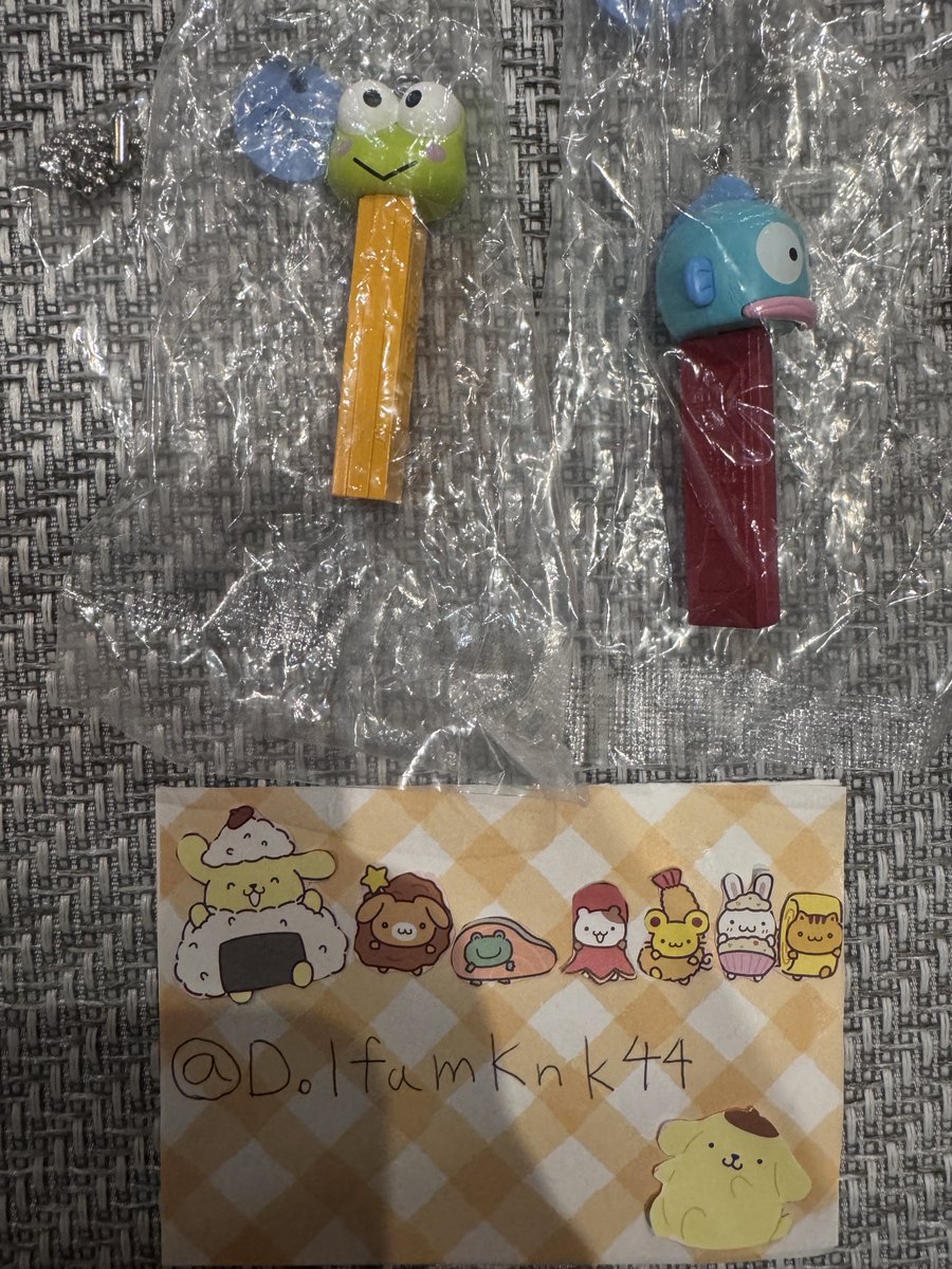 DolfamKnk44's tweet photo. PEZ × はぴだんぶい　マスコット　ペッツ　ガチャガチャ  交換

譲 ハンギョドン けろっぴ
求 ペックル>ポチャッコ>バツ丸

郵送で交換お願いいたします📮
検索からもお気軽にお声掛けください🙇‍♀️ https://t.co/oN6LlrMUuR