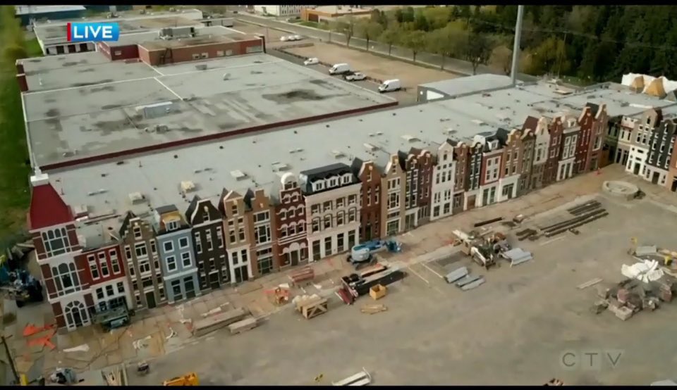 UrbanCourtyard's tweet photo. do you love the drive-to boxes with the facades mimicking the aesthetics of traditional urban environments? do you think they're an improvement over the unadorned warehouse?

Personally, I think Americans deserve real cities and not just drive-to boxes with a facade imitating cities.