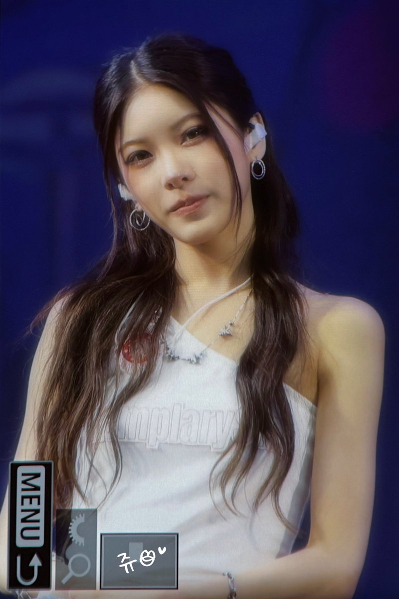 juuO2O2's tweet photo. 260620 프리뷰

#JIANA #지아나
#YOUNGPOSSE #영파씨 https://t.co/xWAhvTgcBX