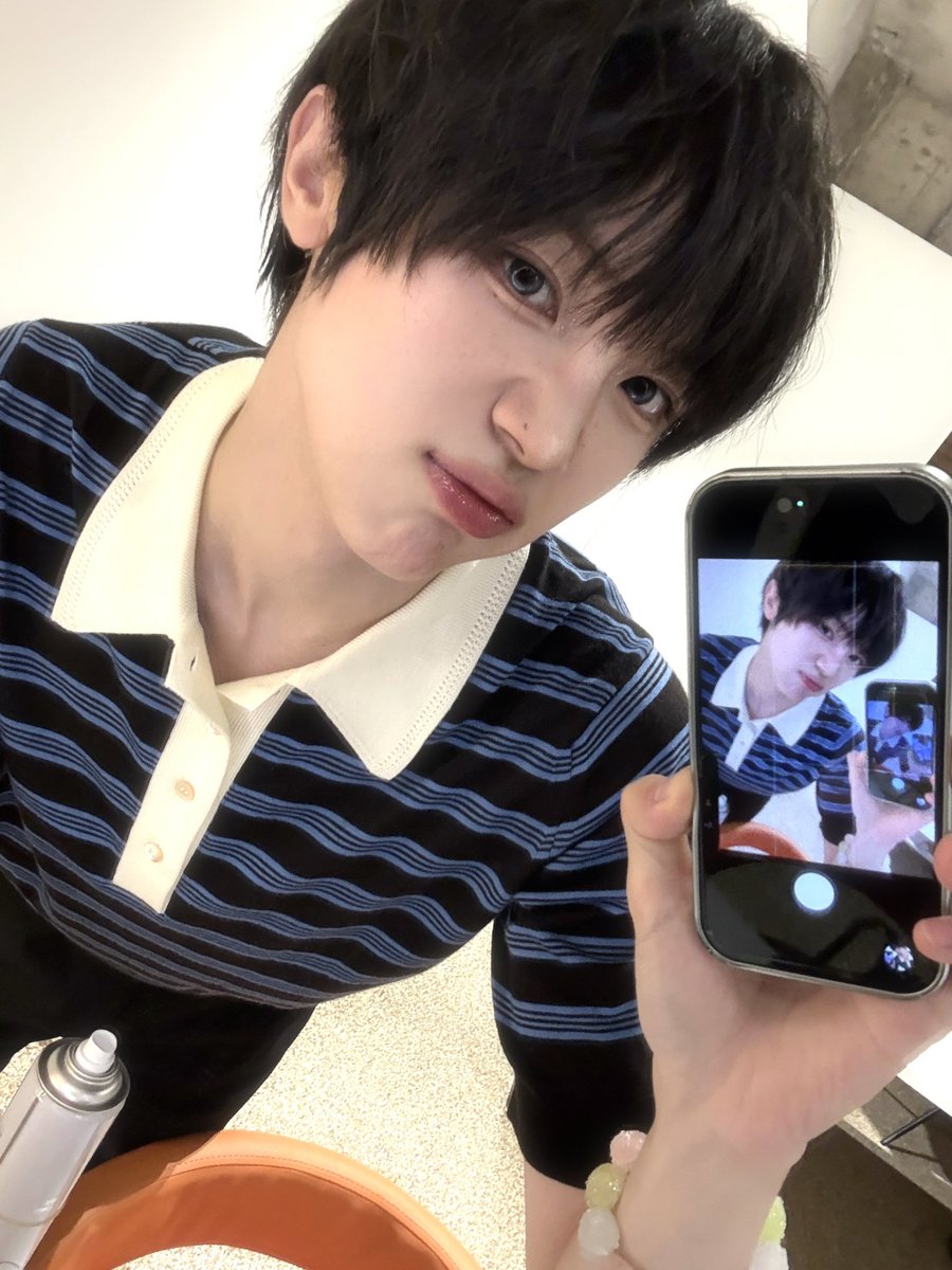 CRAVITY_twt's tweet photo. 🪽💙🍭
#성민 https://t.co/zfViE7T8ES
