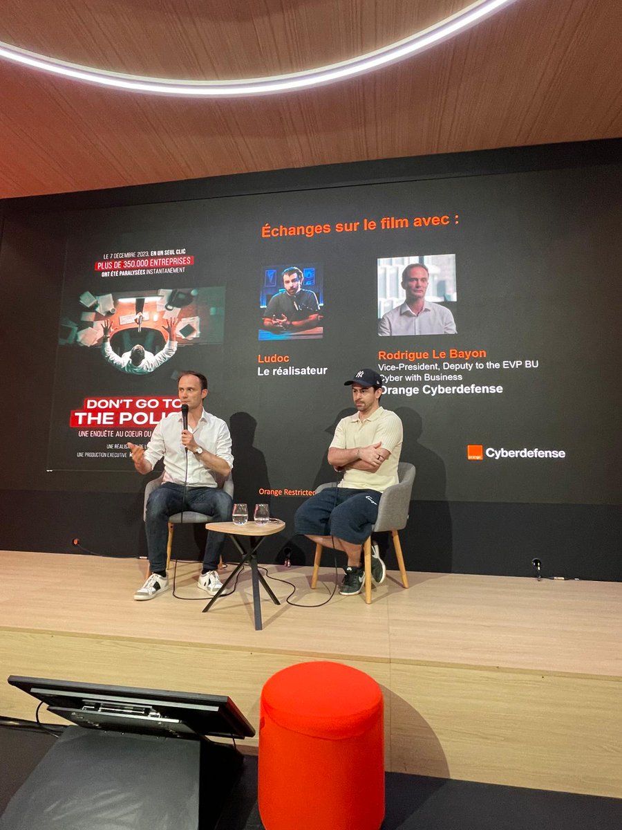 OrangeCyberFR's tweet photo. Merci @Ludoc et @RodrigueLeBayon pour votre présence ce samedi sur le stand @orange à @VivaTech  #Vivatech #DontgotothePolice https://t.co/SPARhJXf0R