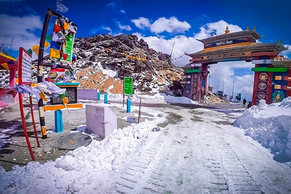 editorneindia's tweet photo. India’s tourism growth is expanding beyond traditional hotspots. Improved connectivity and infrastructure are bringing destinations in Arunachal Pradesh and Madhya Pradesh into the spotlight, as travellers increasingly seek nature, culture, and authentic local experiences. https://t.co/mqJBla54OX