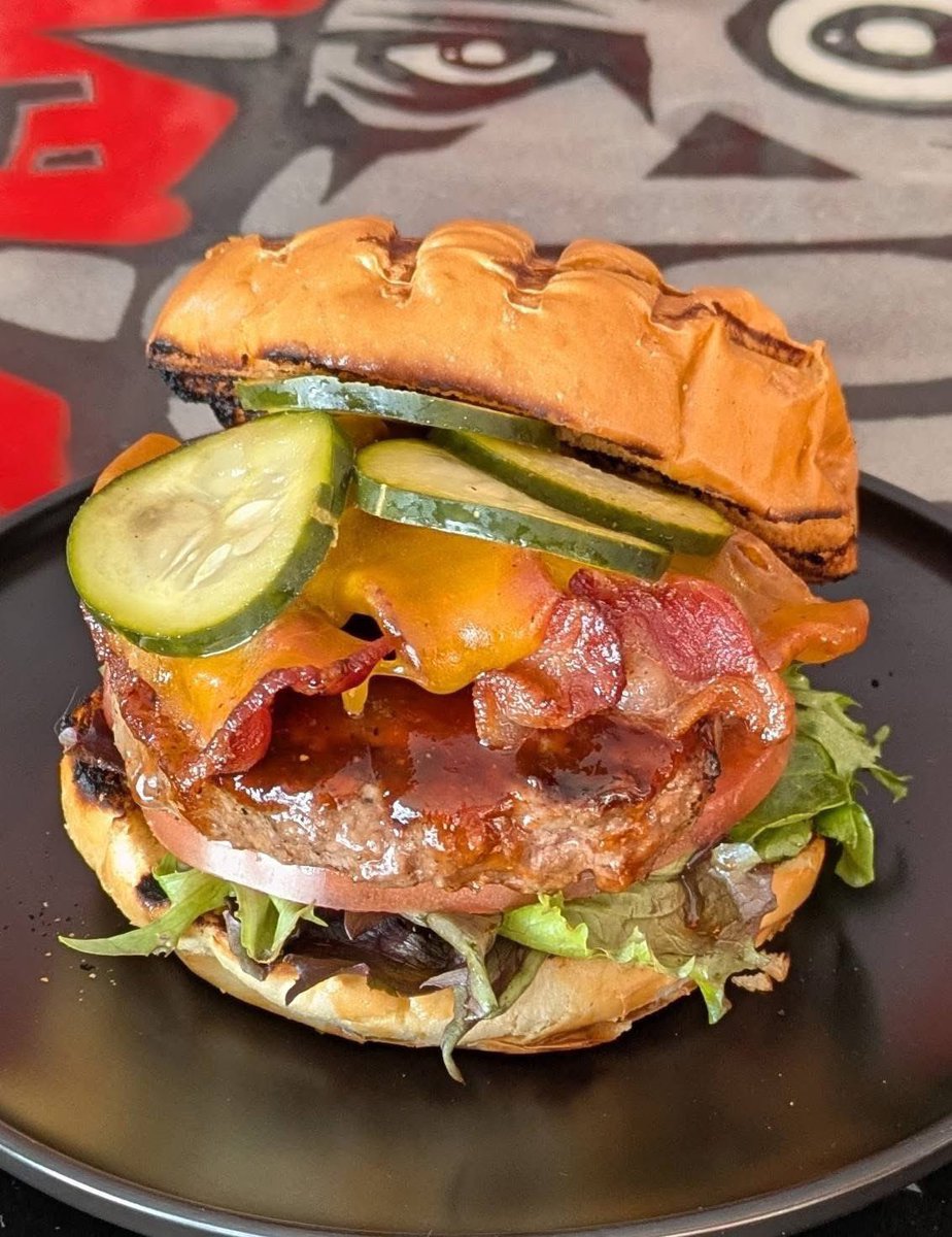 TheSmilingMoose's tweet photo. 🔥🔥🔥SATURDAY &amp; it’s FATHER’S day weekend @ Smiling Moose Brewing Cranberry ! We OPEN @ 11:30am! Swing by for your Favorite Brews, Foods, Craft Cocktails, &amp; Desserts! 🔥🔥🔥 #cranberrytownshippa #marspa #pittsburgh #smilingmoosebrewing #sevenfieldspa https://t.co/1r3x9jyrs0