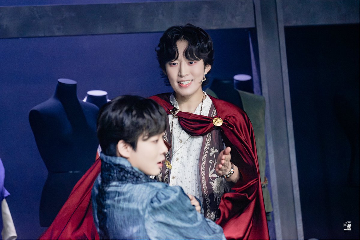 246437_3's tweet photo. 260620 아웃캐스트 스페셜 커튼콜
11. 역시나 뜯어낸 신탁

이동연 성주

간청할 결심 https://t.co/ZZHTvwUmeI
