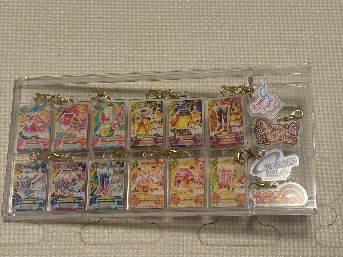 onemore_winter's tweet photo. アイカツバックチャームのディスプレイ方法！

私の中では最適解！ https://t.co/IifcJY2m1J