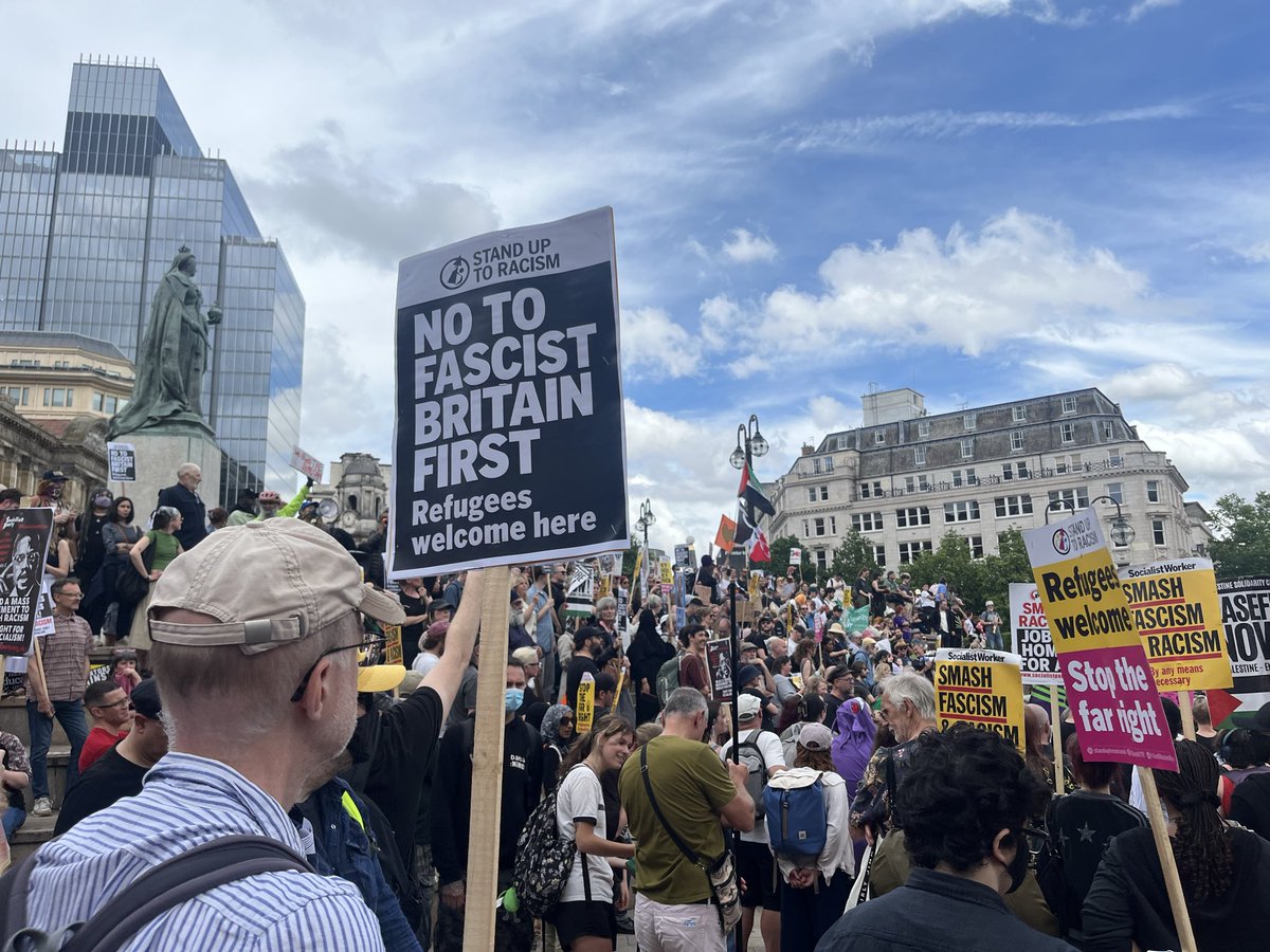 uaf's tweet photo. Anti fascists have done Birmingham proud today, outnumbering the fascist Britain First. Babs against Fascism! https://t.co/X7zSyvglwd