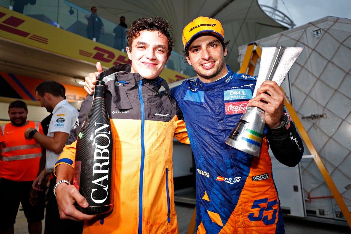 redsainz's tweet photo. no but i love that this pic is basically the standard carlando pic used for literally everything https://t.co/yUO7Xa1P6P