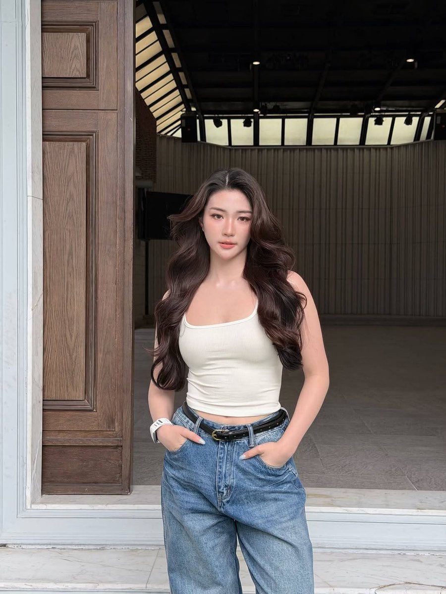 GinnyOfficialTH's tweet photo. พี่ณัฐ!!! ไปใส่เสื้อคลุมเดี๋ยวนี้

CHASING COFFEE MEETING GINNY
#GinnyXQuefeng https://t.co/t2nwk9yPKz