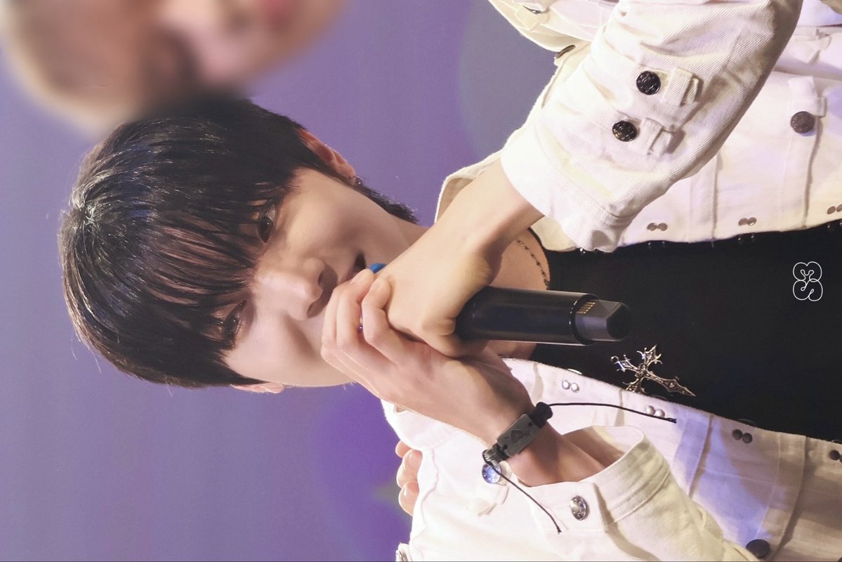 91overs3's tweet photo. 260619 
#GENUS #제너스 #CHANYONG #찬용 https://t.co/t82N8Ll4WN