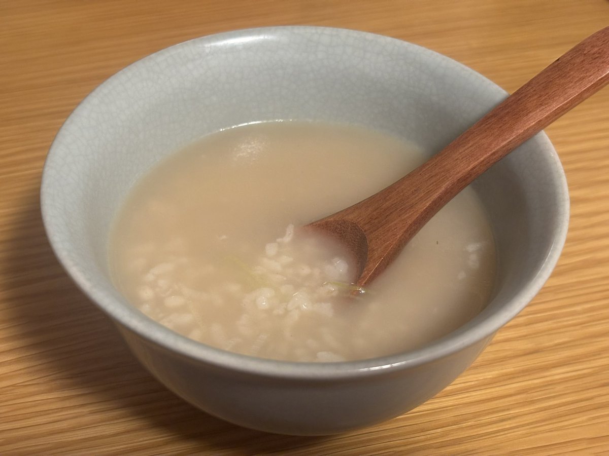 greenldorn's tweet photo. うこけ
スープがうまいよ 米入れた https://t.co/MDhsrNINPD