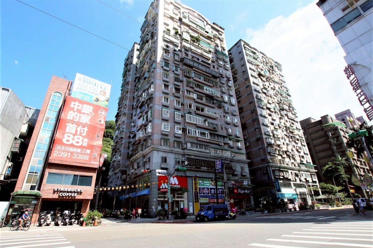mercyeswan's tweet photo. 景美房價穩定，換屋需求強！ #景美商圈 #換屋族
https://t.co/J6AyMsTTWC https://t.co/RqFYCpkKaW