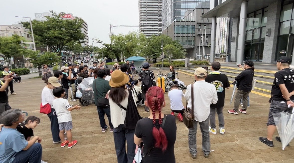 drummerie_xi's tweet photo. 大阪ストリートありがと〜う
楽しすぎたよっ🐙
絶対また会おね！！！ https://t.co/32yQJ8r648