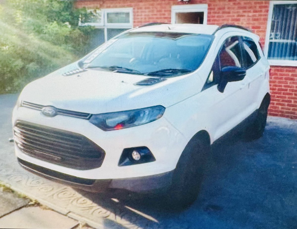Trafficwmp's tweet photo. #RoadCrimeTeam officers found this cloned and recently stolen car parked in Kitts Green. Enquires managed to identity and locate the driver nearby who was arrested despite denying it plus we later found he had the ignition key hidden in his underwear. 😮 https://t.co/QaVb3c5L21