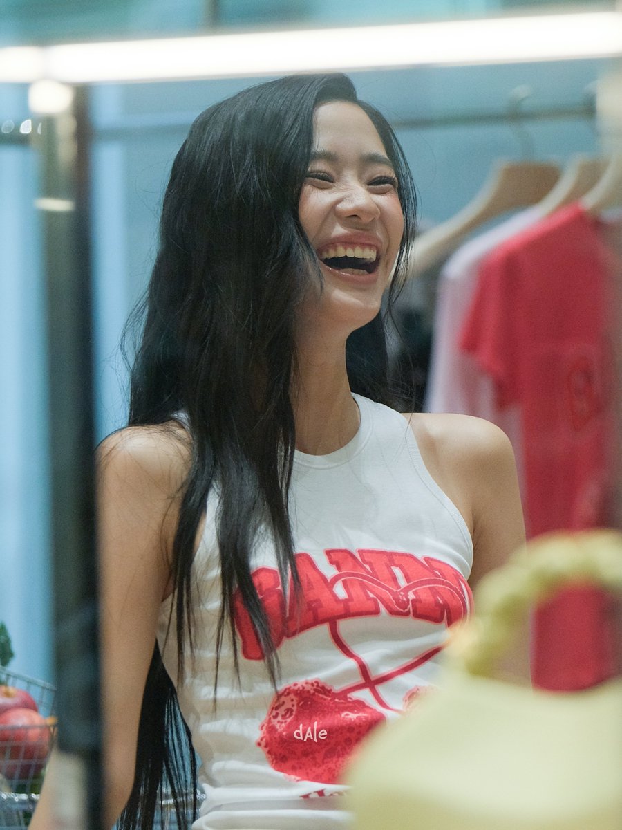 ilybenyapa's tweet photo. 😁😆

TU X GANNI EMQUARTIER
#GANNIBangkok #GANNIGirls #tontawan https://t.co/UE4lK7svtH