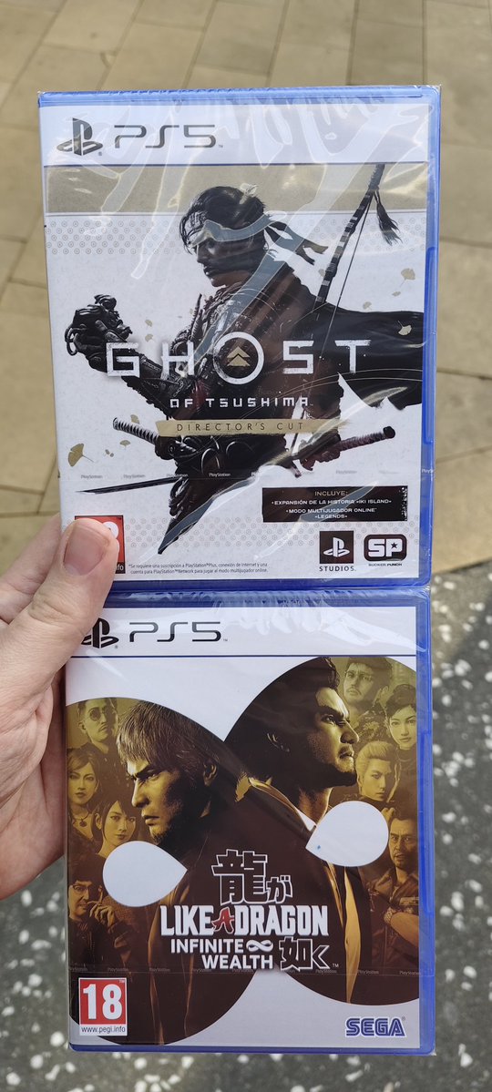 Besaypsx's tweet photo. @KanarianGamer Doy fé. Que yo estaba por la tarde en el sofá tan tranquilo y al final... https://t.co/H5ZQE6PjD7