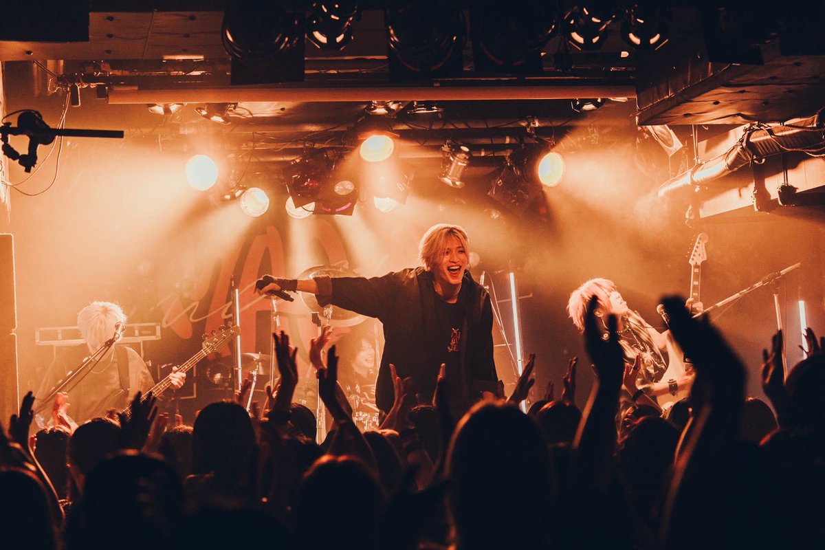 maqia_official's tweet photo. MAQIA 1st Anniversary ONEMAN TOUR「Alignment」
ツアー初日横浜ありがとうございました‼️

次は大阪公演🔥🔥
お待ちしております✨

ツアーチケット🎫
https://t.co/JFxfPX7E3p

#MAQIA
#Alignmentツアー https://t.co/sX4zNIUL2N