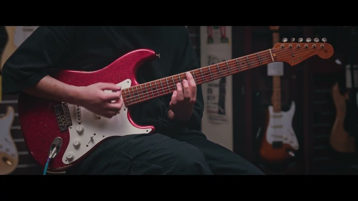 mikiame's tweet photo. 本日の試奏動画新着でございます〜🎸🎸

FENDER CUSTOM SHOP Limited 50s Dualmag II Stratocaster Relic/Red Sparkle
https://t.co/3dr3ngsHQv https://t.co/gwniNuKkbI